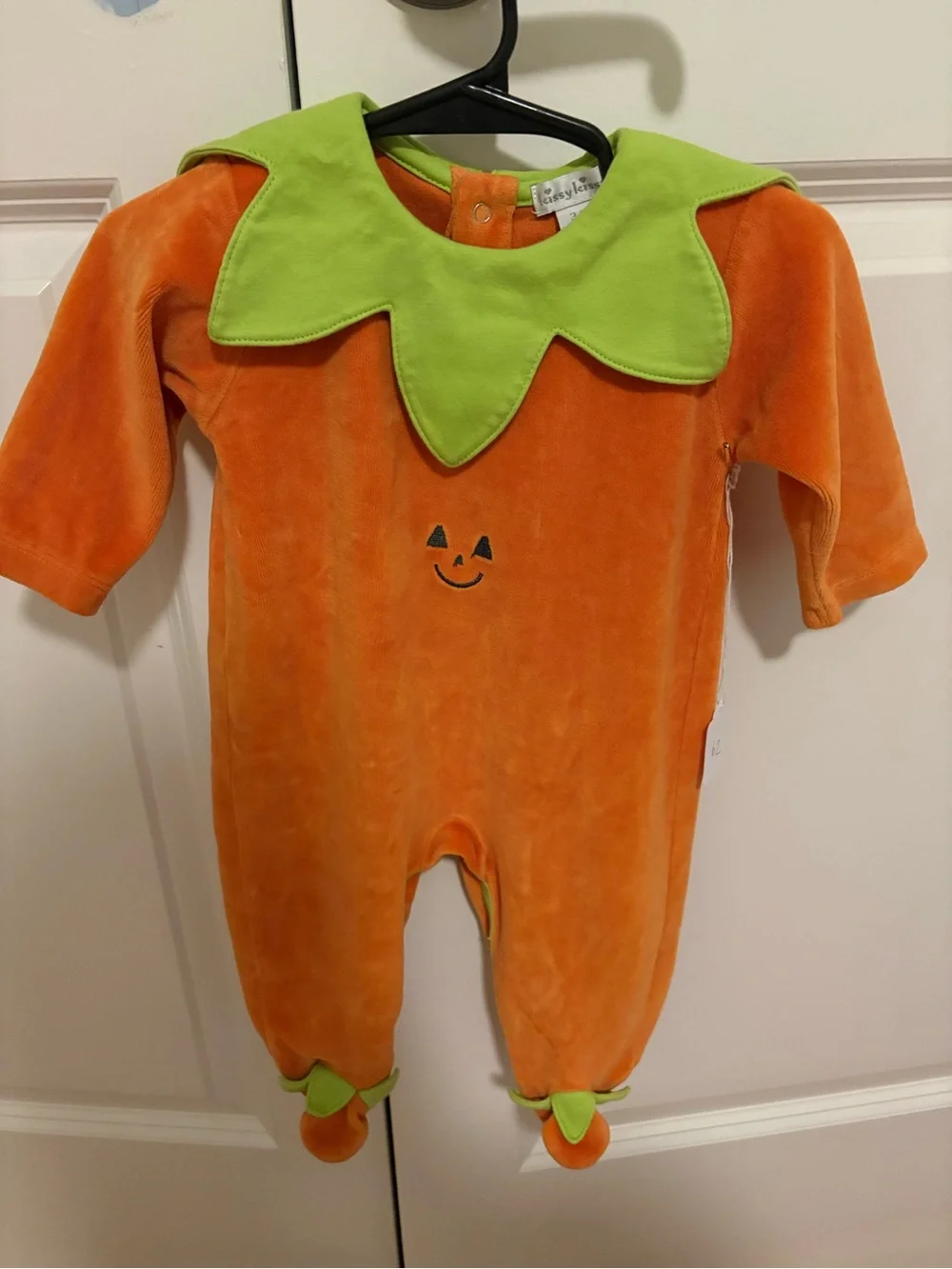 Kissy Kissy Jack-o’-lantern Costume